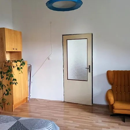 Beautiful Flat Close To The Center