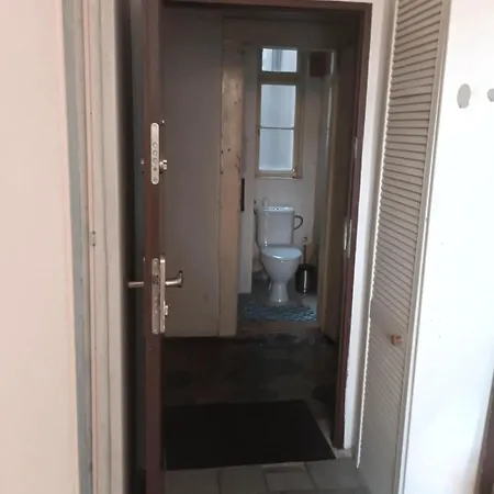 Beautiful Flat Close To The Center